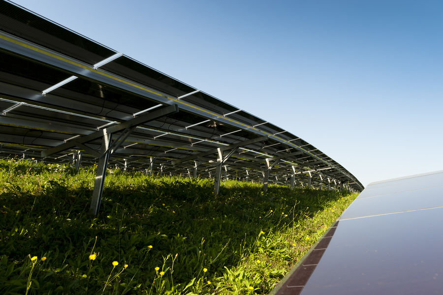 Photovoltaik-Kraftwerk der Stadtwerke Bielefeld bei Calbe/Saale